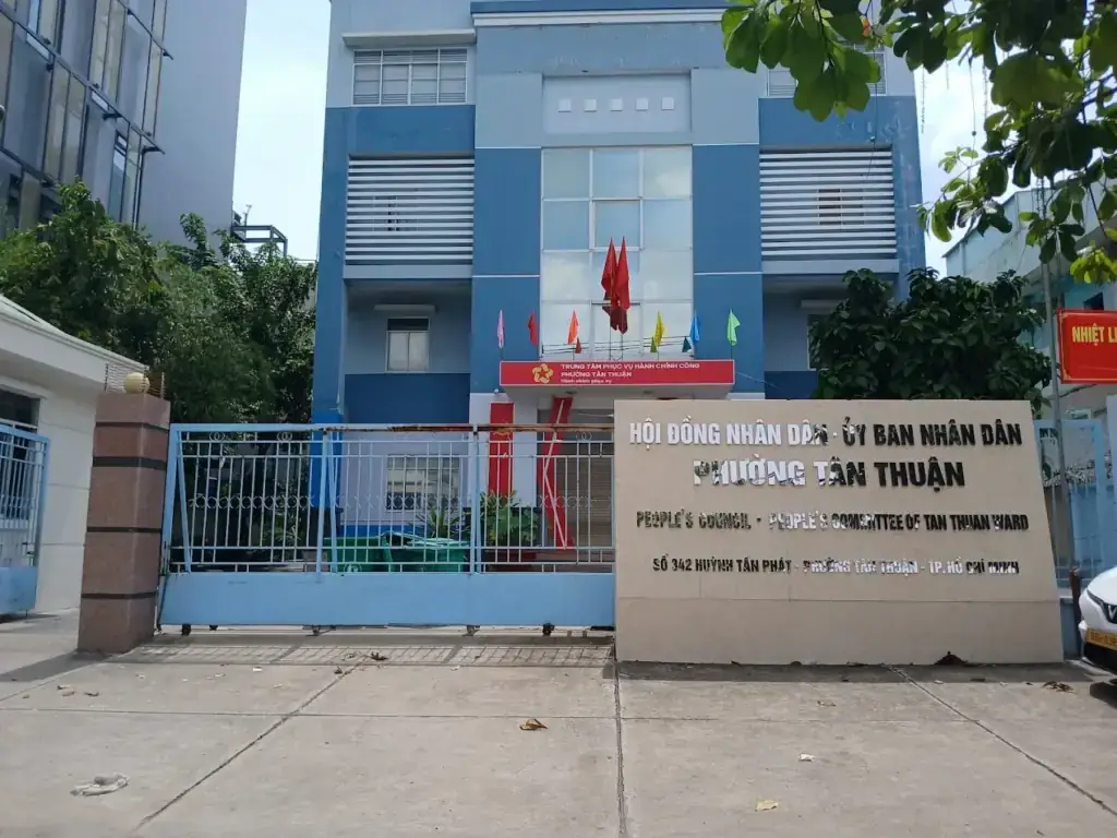Khu đô thị và hoạt động thương mại tại phường Tân Thuận, Thành phố Hồ Chí Minh