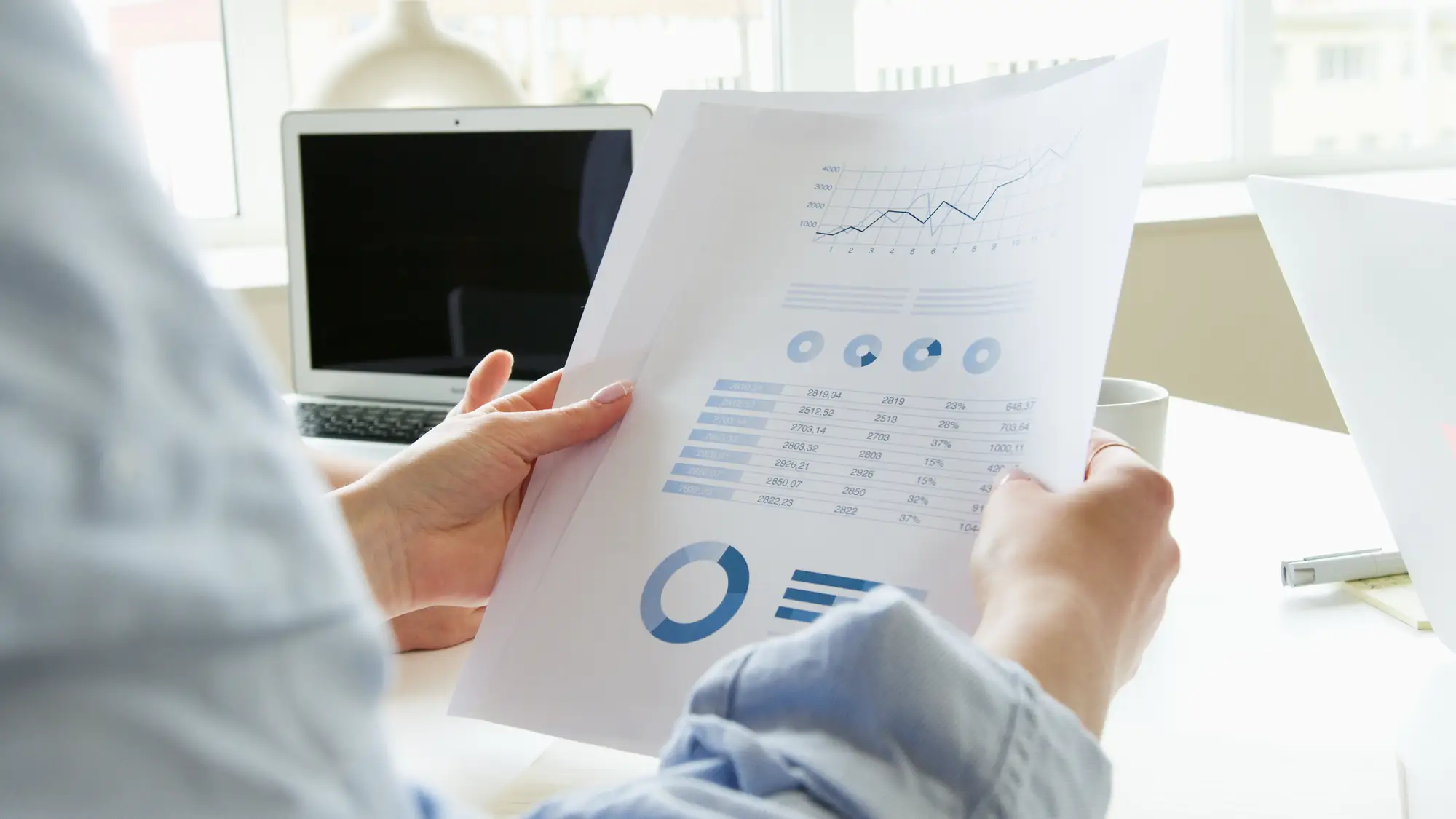 Trao đổi về việc bán doanh nghiệp